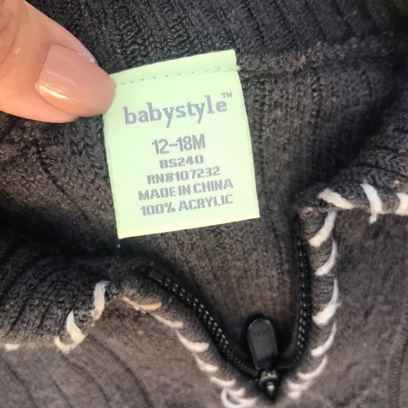 Bundle of adorable sweaters for a boy! - Picture 3 of 5